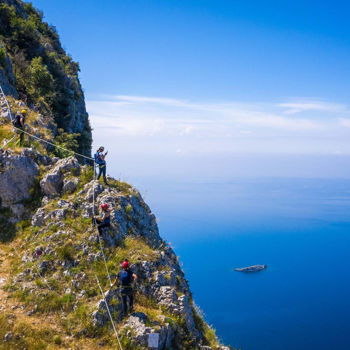 trekking Via ferrata al Redentore Maratea Basilicata climbing